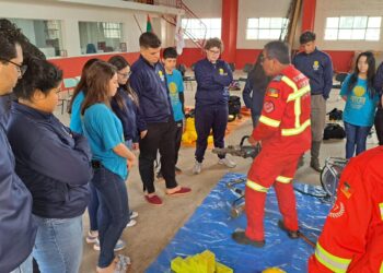 BOMBEIROS VOLUNTÁRIOS TRABALHAM AÇÃO COM PROJETO PESCAR EM TUPANCIRETÃ